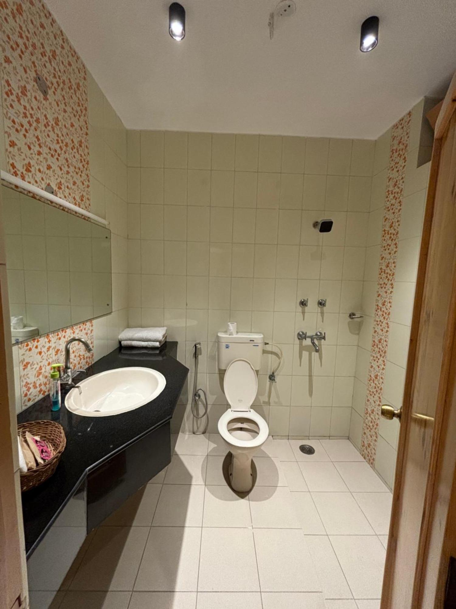 The Cocoon Bed & Breakfast Dehradun Luaran gambar